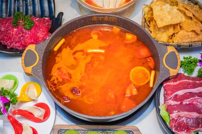 火鍋行業(yè)新手開店，如何戰(zhàn)勝同行老店