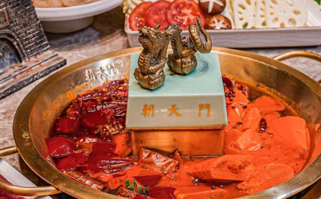 天冷了吃什么？朝天門為你送上熱辣滾燙的火鍋