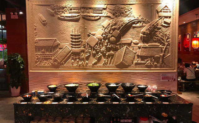 火鍋正當(dāng)時(shí)怎樣吃才健康？從湯底到飲品全解析