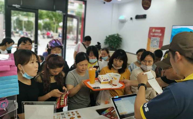 徐州又雙叒叕開(kāi)新店！快樂(lè)星漢堡一路同行