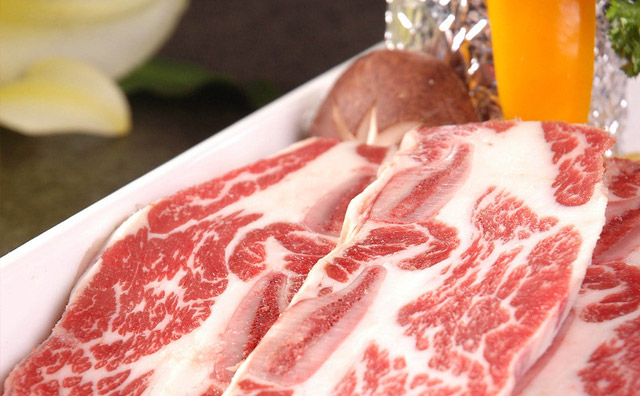 開烤肉店怎么找店面，從這些方面出發(fā)