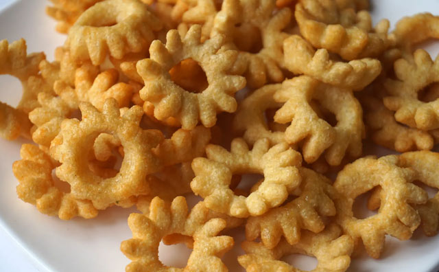 自己怎么開(kāi)休閑零食店，這里方方面面教給你