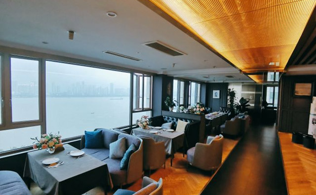 餐飲品牌初具規(guī)模后，到底是做直營(yíng)還是做加盟？