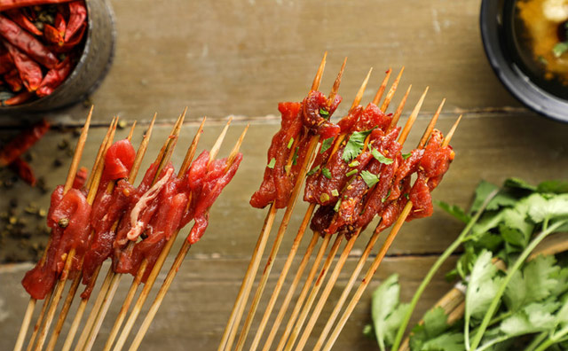 自己開串串香難嗎，這些內(nèi)容告訴你答案