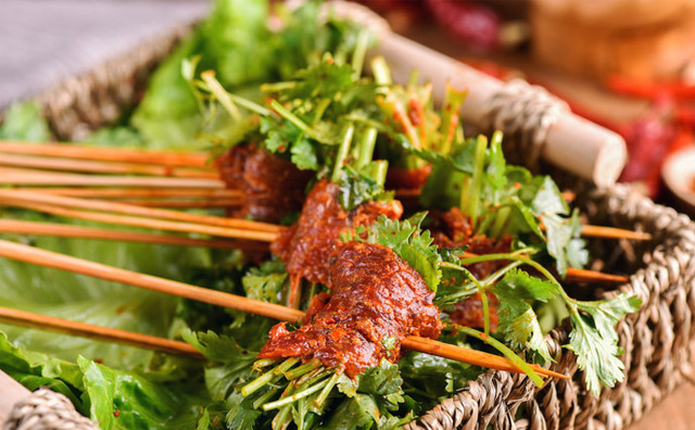 做串串香店生意怎么樣，虧本幾率大不大