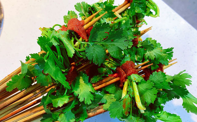 哪些情況會影響到火鍋串串香店的生意？