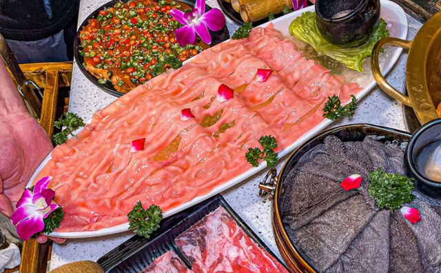 火鍋店前廳領(lǐng)班的崗位職責(zé)是什么？