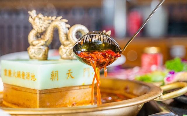 火鍋店如何鞏固老客戶并開發(fā)新客源？