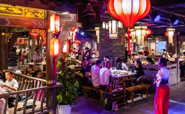 開火鍋店，店長如何管理員工？