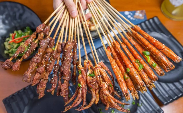 燒烤店怎么才能經(jīng)營(yíng)得很好，這幾招或許可以幫到你
