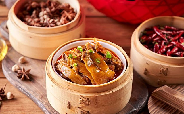 鹵味火鍋店怎么搞活動(dòng)吸引顧客，這些方法你可以試一試