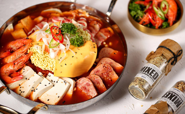 為什么不少年輕人都辭職去開(kāi)餐飲店了