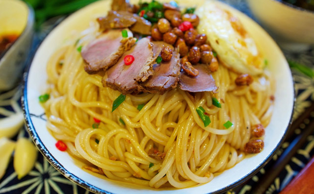 鹵粉小吃店怎樣才能開起來，運用這些輕松開店