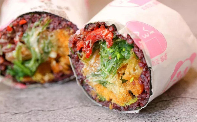 中學(xué)邊上開飯團(tuán)店好嗎，這些方面告訴你答案