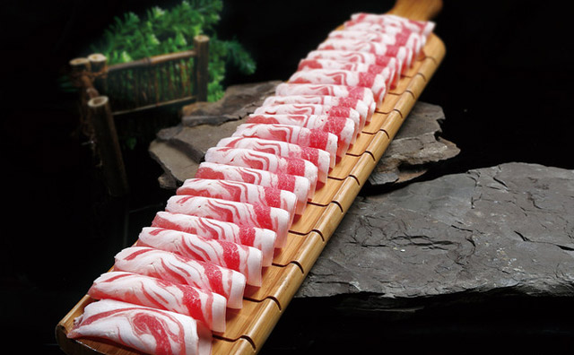 在家吃火鍋必備食材有哪些，哪些是你的喜歡吃的