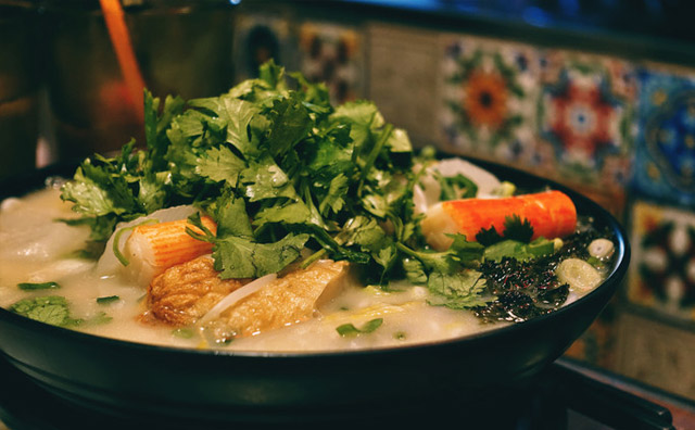 有人說開米線店容易虧本，其實營銷管理是關鍵