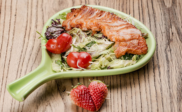 在大學(xué)旁邊開西餐廳怎么樣，投資風(fēng)險(xiǎn)大嗎