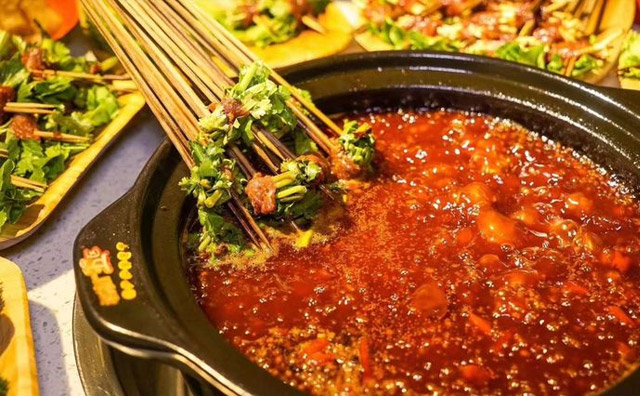 開一家串串香加盟店，如何迅速融入市場