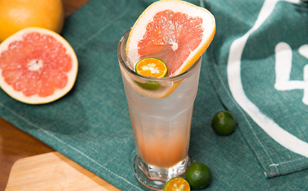 果汁飲品店加盟掙錢嗎？一杯西瓜汁利潤(rùn)多少？