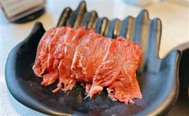 火鍋店經(jīng)營越來越困難？不做出幾個調(diào)整，面臨倒閉