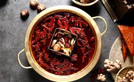 特色火鍋店，如何應(yīng)對(duì)客人投訴？