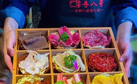 李八哥火鍋俱樂部，一店頂多店，一店多本領(lǐng)