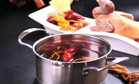 火鍋店加盟好還是自己干好？要從實(shí)際情況考慮