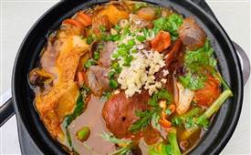 自己開(kāi)麻辣燙店容易嗎，看完這些你就知道了