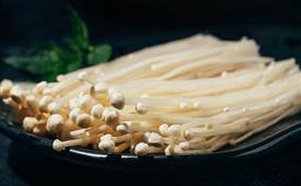 火鍋燒烤食材店如何提高顧客的忠誠度？