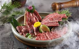 烤肉店要怎么做才能讓生意保持火爆，需要做好以下幾點(diǎn)