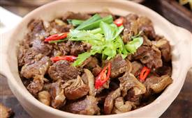 開(kāi)快餐店的前景，了解了生意才好做