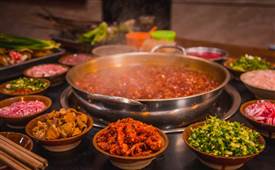 市井火鍋風(fēng)潮崛起，花一分鐘，了解什么是市井火鍋