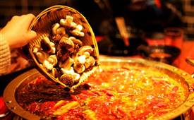 火鍋店一天1w利潤多少？