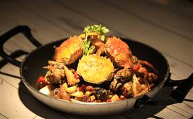 開(kāi)餐飲店不加盟可以嗎？如何入手？